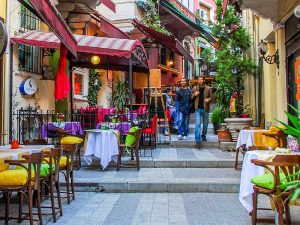 میدان تکسیم، هر آنچه باید بدانید! 4 خیابان فرانسوی استانبول