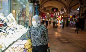 آژانس گردشگری افق گشت آریایی 6 بهترین زمان خرید در استانبول